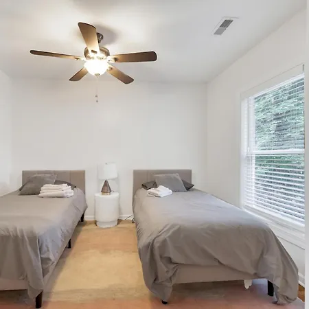 Charming 2Br Bungalow 4 Minutes To Duke University Durham Exterior photo